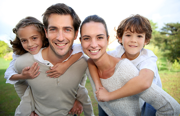 Exploring the Role of Augmented Reality in Dental Education and Training